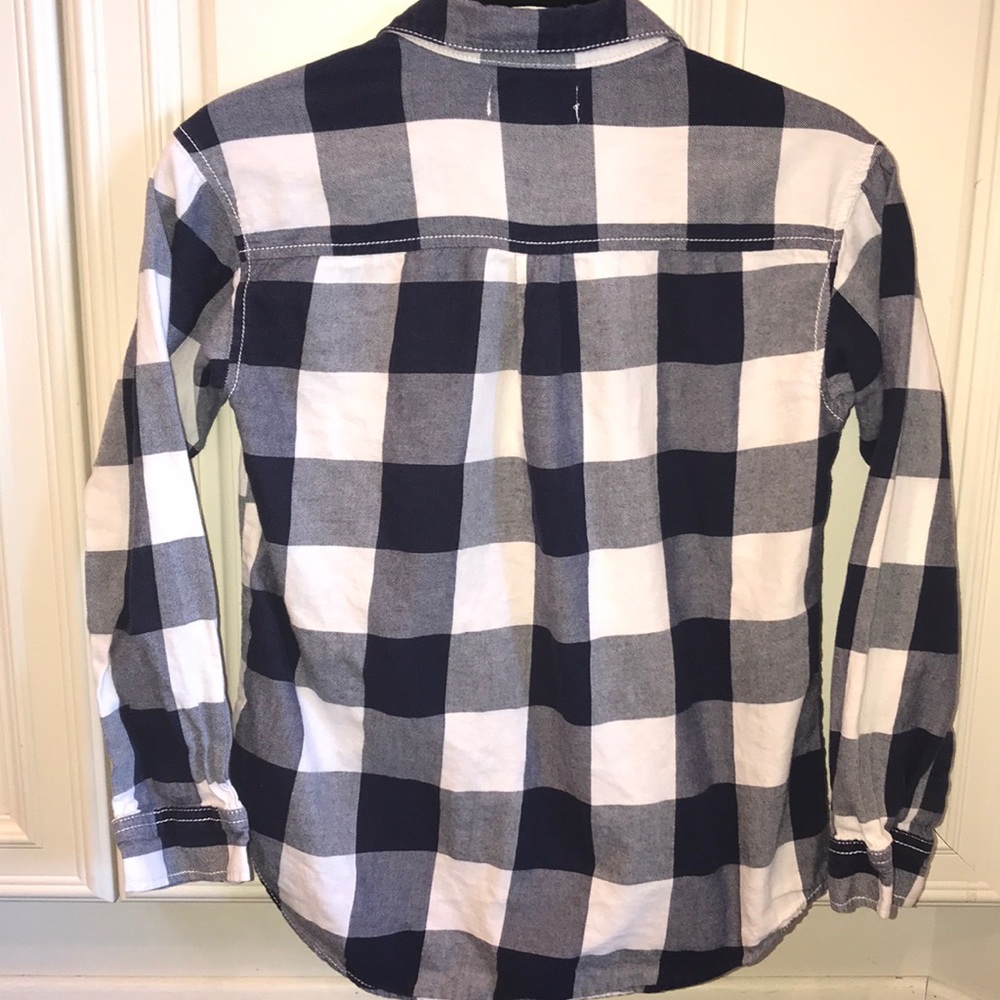 Girls Old Navy Shirt - Picture 3 of 3